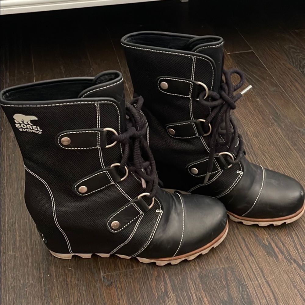 COPY - Sorel wedge boot